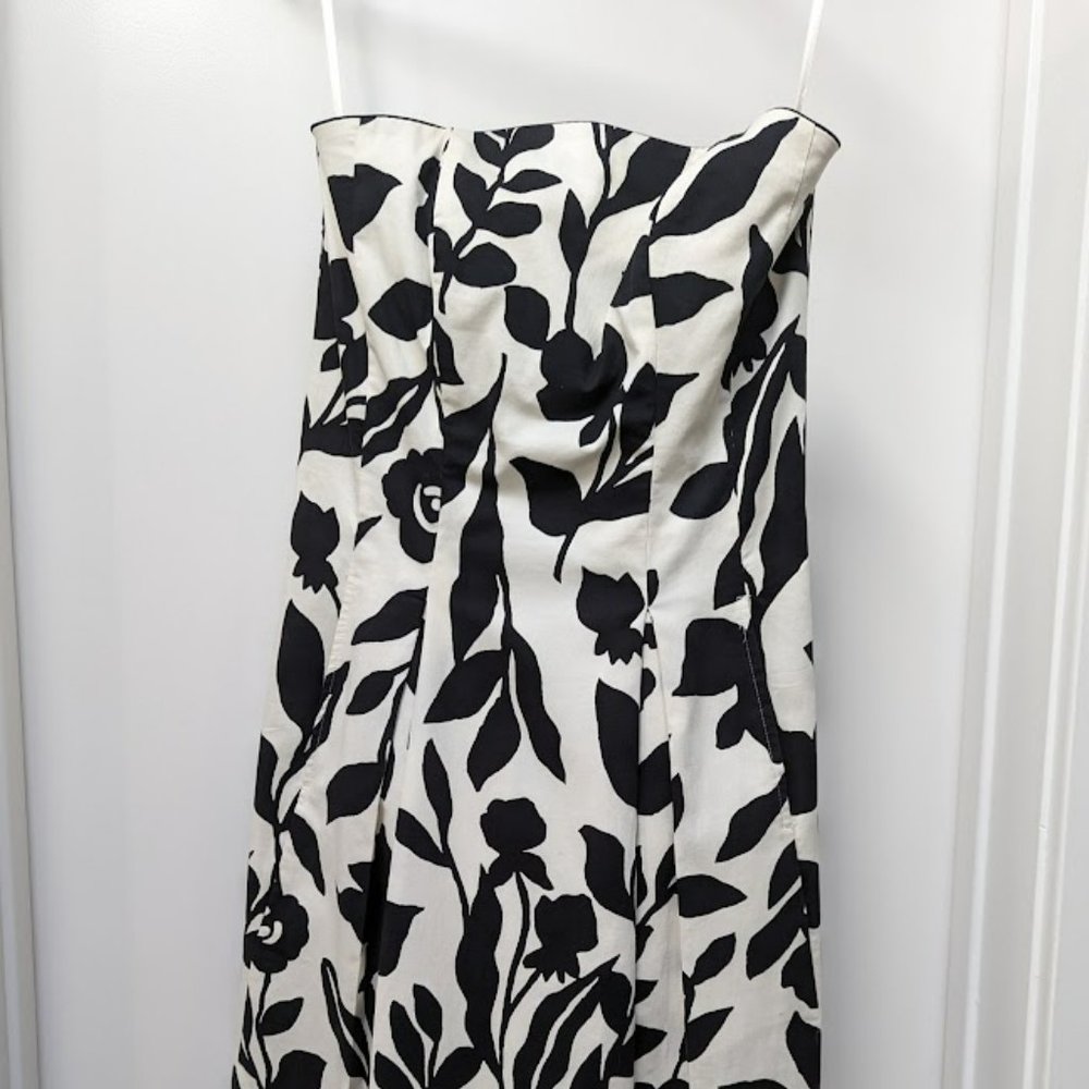 White House Black Market Dress Size2
